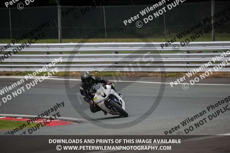 anglesey;brands hatch;cadwell park;croft;donington park;enduro digital images;event digital images;eventdigitalimages;mallory;no limits;oulton park;peter wileman photography;racing digital images;silverstone;snetterton;trackday digital images;trackday photos;vmcc banbury run;welsh 2 day enduro